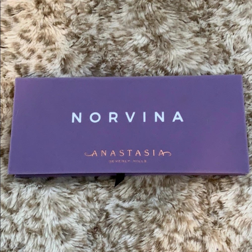 Never used Norvina pallet